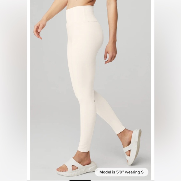 Alo Legging - Picture 3 of 4